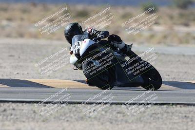 media/Oct-05-2025-CVMA (Sun) [[beeef4f201]]/Race 2-Supersport Middleweight/